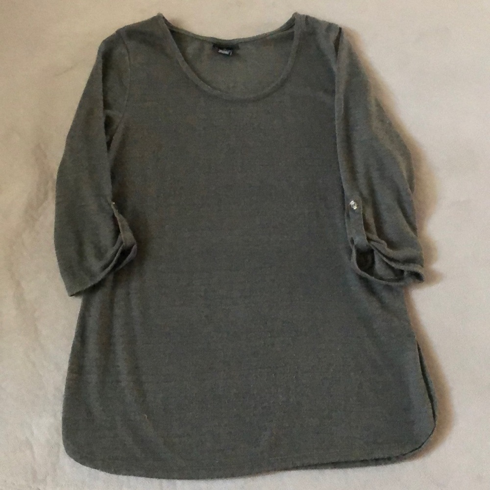 Rue21 Top Women's Size Medium‎ Olive Green 3/4 Sleeve